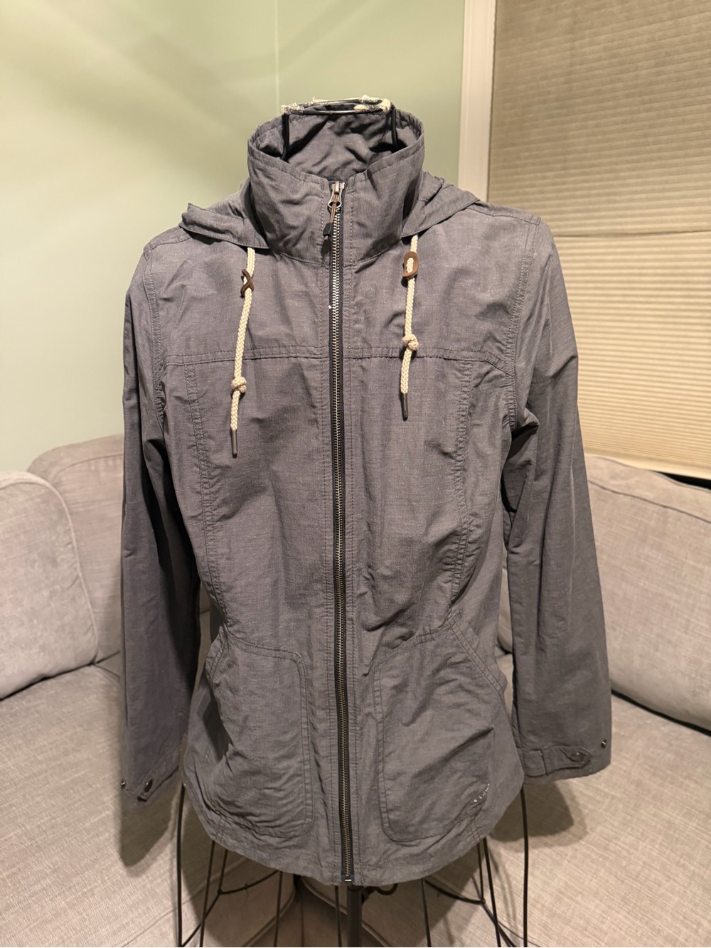 Women’s Eddie Bauer Gray Hooded light weight Utility Jacket